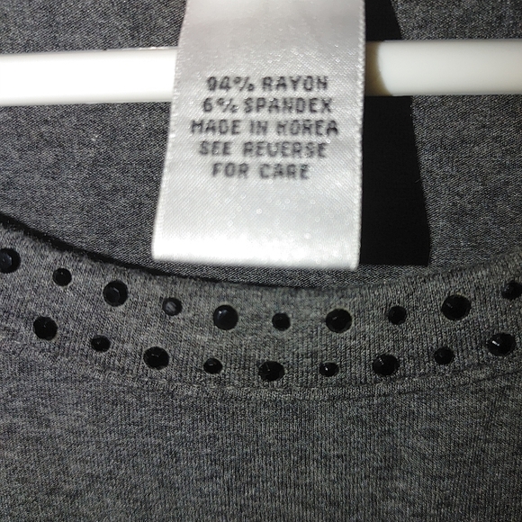 Talbots Gray Sleeveless Top, Size Medium - Picture 5 of 6